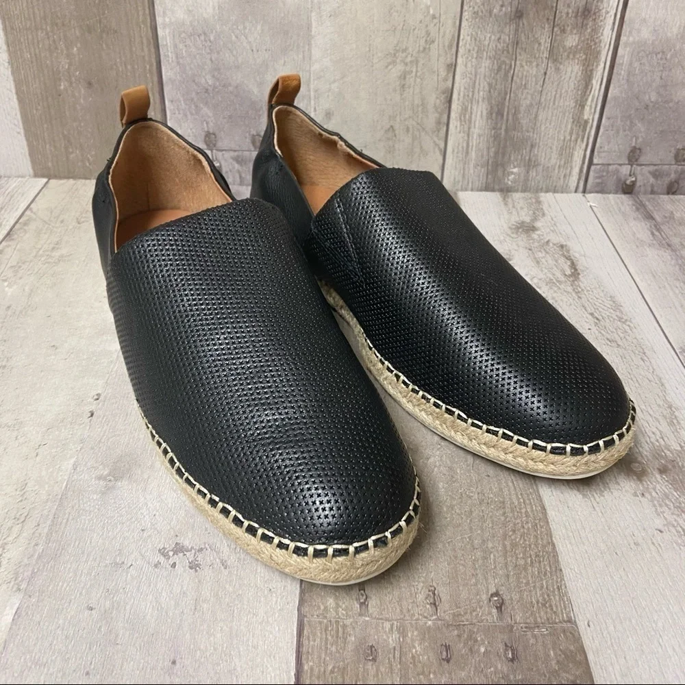 NWOT Gentle Souls by Kenneth Cole Lizzy Espadrille